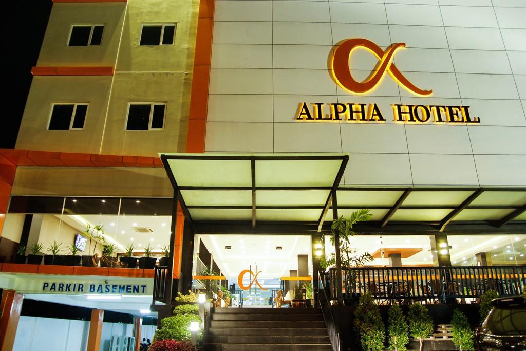 Alpha Hotel Пеканбару Екстериор снимка