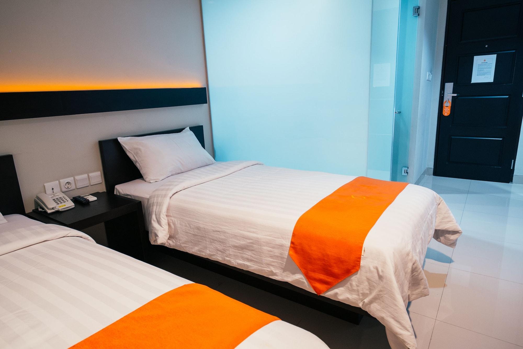 Alpha Hotel Пеканбару Екстериор снимка