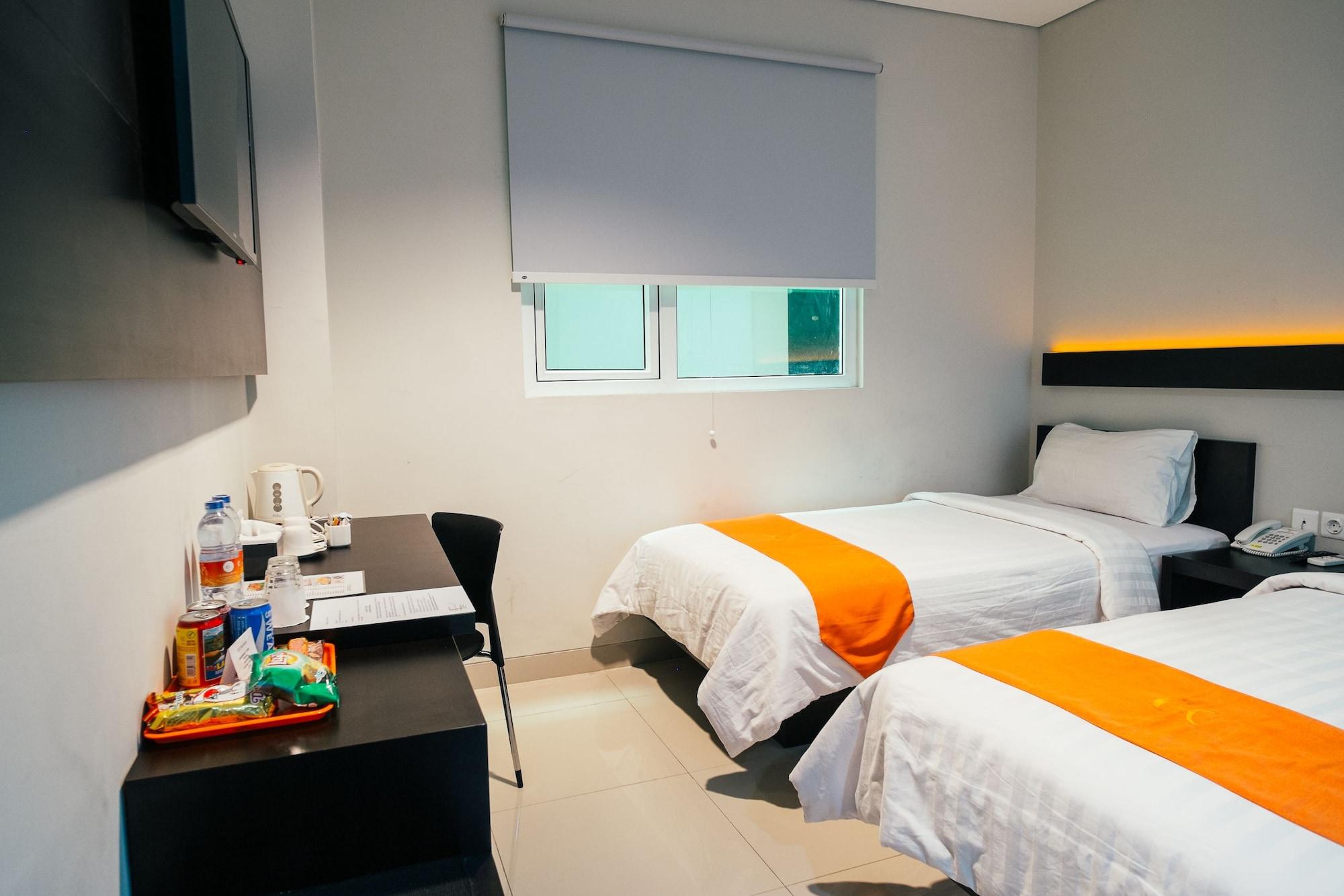 Alpha Hotel Пеканбару Екстериор снимка