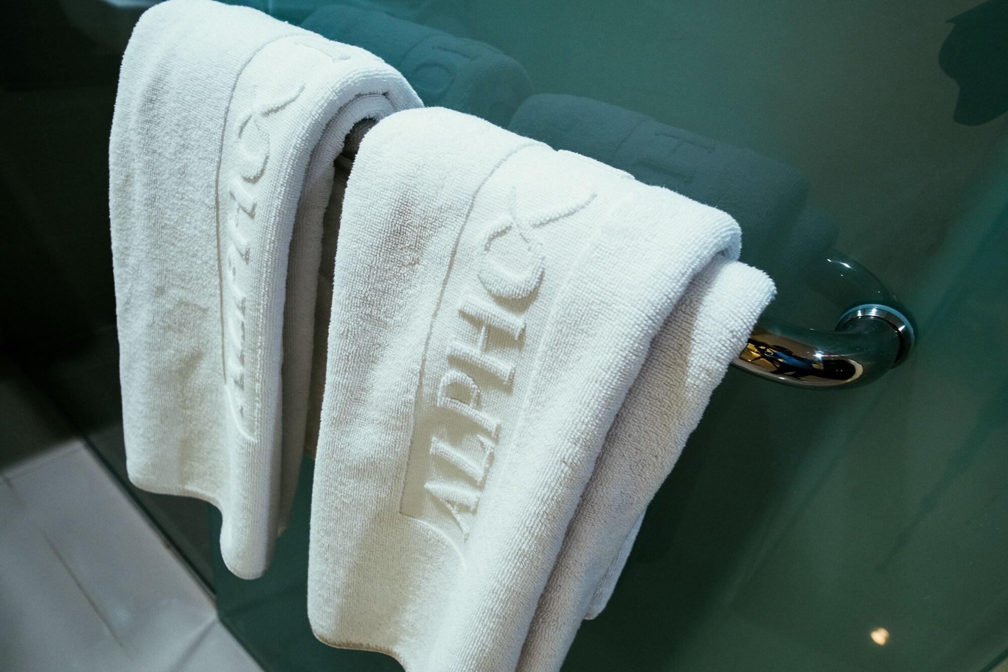Alpha Hotel Пеканбару Екстериор снимка
